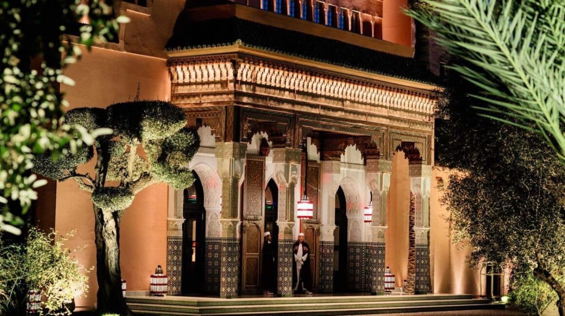 Discover the fusion of rich Moroccan tradition and contemporary elegance at La Mamounia, with Natlaupa.