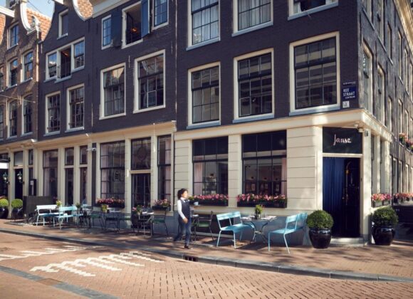 Discover the charm of Le Pulitzer Amsterdam with Natlaupa.