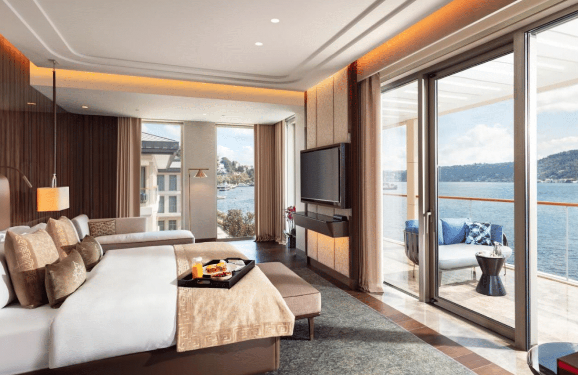 Enjoy the ultimate luxury stay at Mandarin Oriental Bosphorus with Natlaupa, featuring elegant rooms with stunning Bosphorus views.