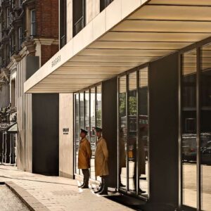 Discover the elegance of the Bulgari Hotel entrance with Natlaupa.